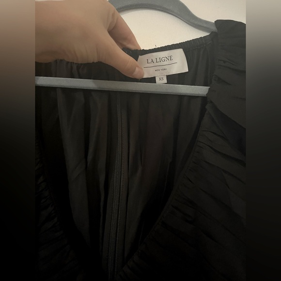 Ina Dress in Black size XS - Picture 7 of 8